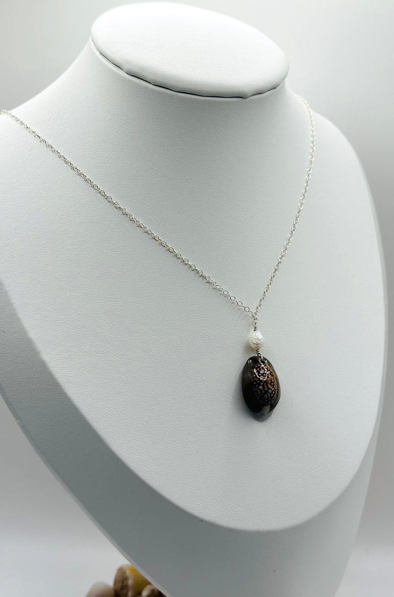 Hawaiian Tiger Cowrie paired with Fresh Water Pearl (Silver)
