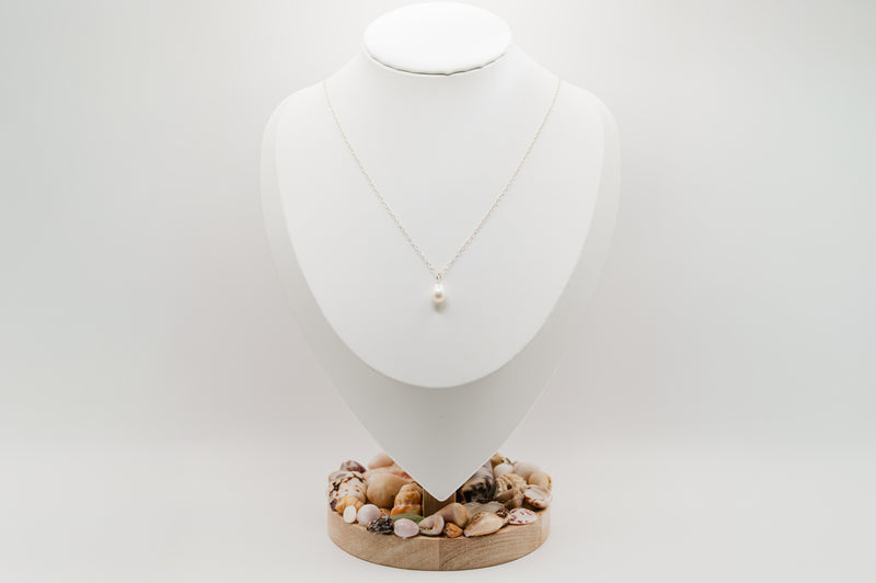 Pearl Necklace (Silver)