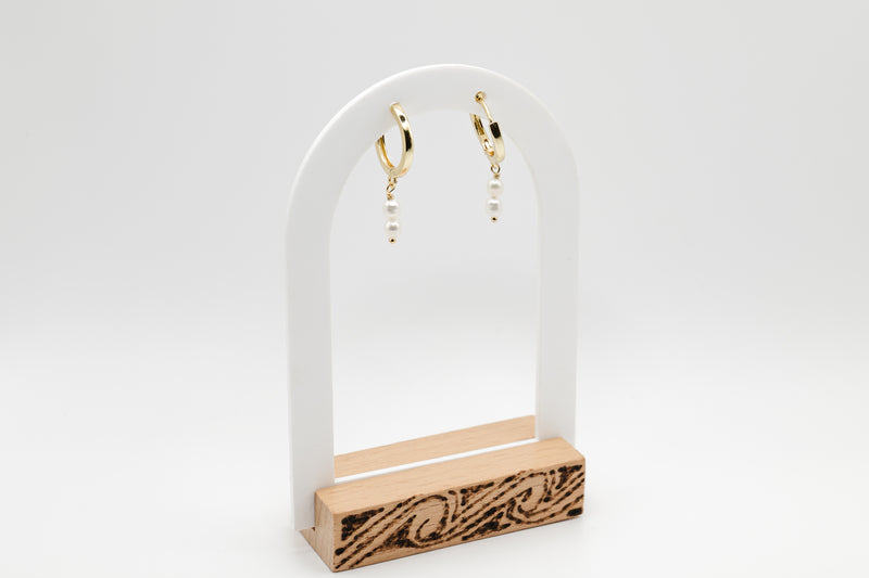 Fresh-water Pearl Earrings